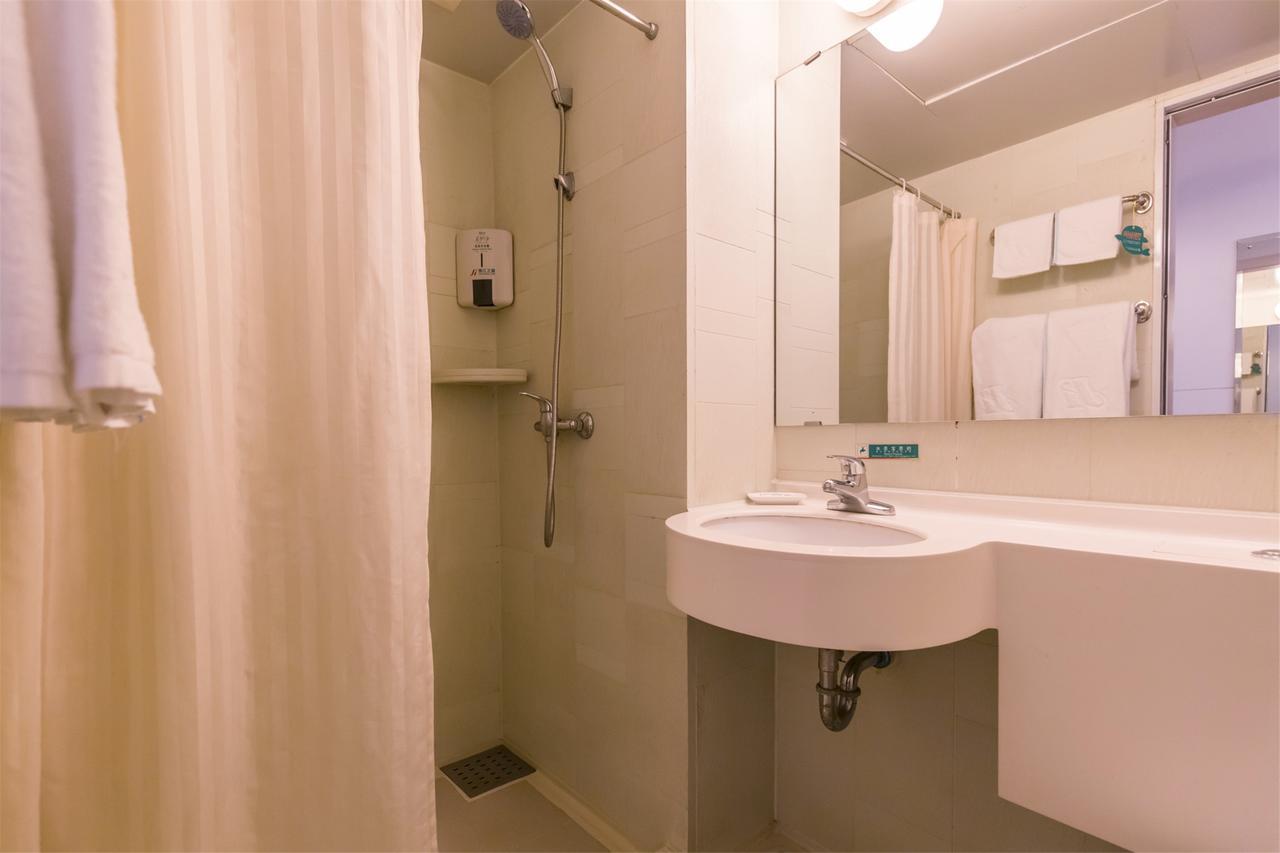Jingjiang Inn Wuxi Liyuan Development Zone Екстер'єр фото